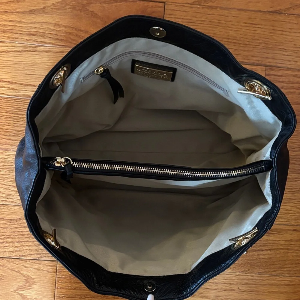 Valentino Luisa Studs Black Sauvage Leather Gold Chain Tote Shoulder Bag